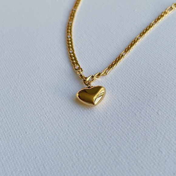 Stole My Heart Necklace - Picture 2 of 3